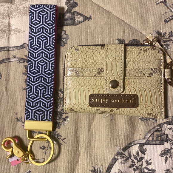Simply Southern Accessories - Simply Southern bundle with key wristlet and metallic cardholder.